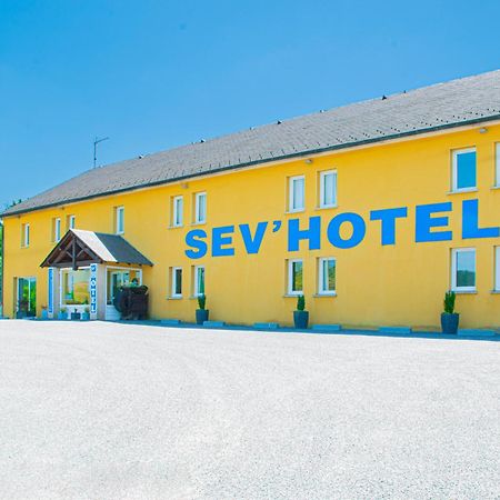Sev'Hotel Sévérac-le-Château المظهر الخارجي الصورة